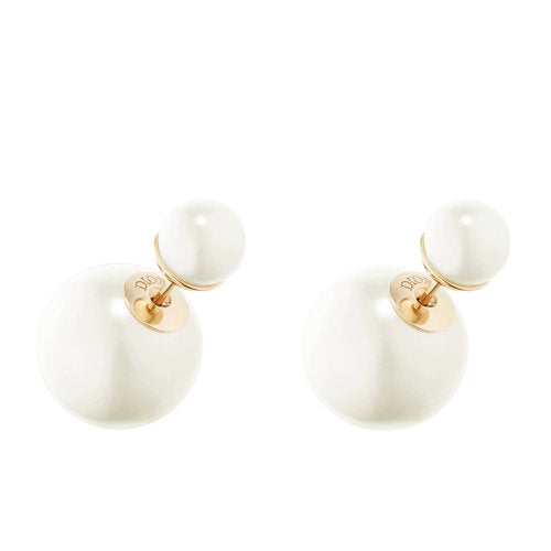 pearl earrings